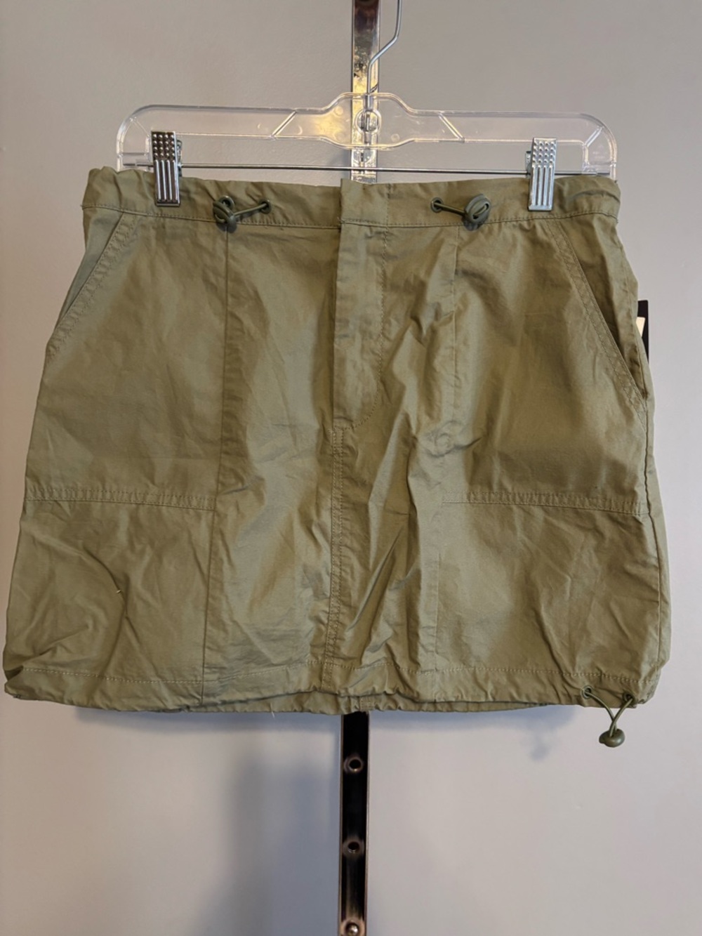 Ultra‎ Flirt Mini Skirt Women size Medium Green  Utility Mini Skirt NWT